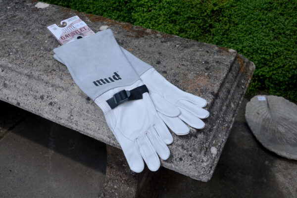 Goatskin Mud Glove Gauntlet Style - Womens S/M